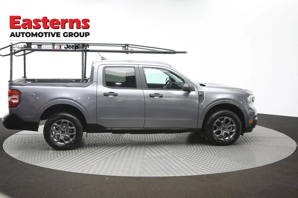 Used 2023 Gray Ford XLT image 43