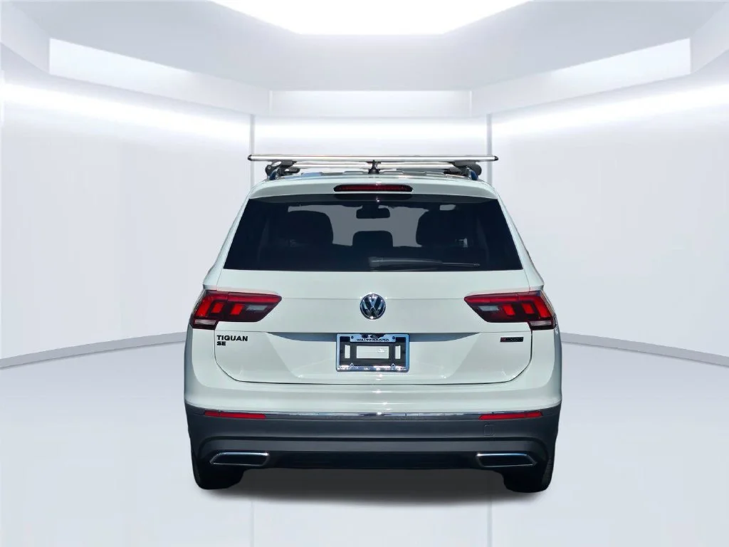 Used 2021 Pure White Volkswagen 2.0T SE image 21