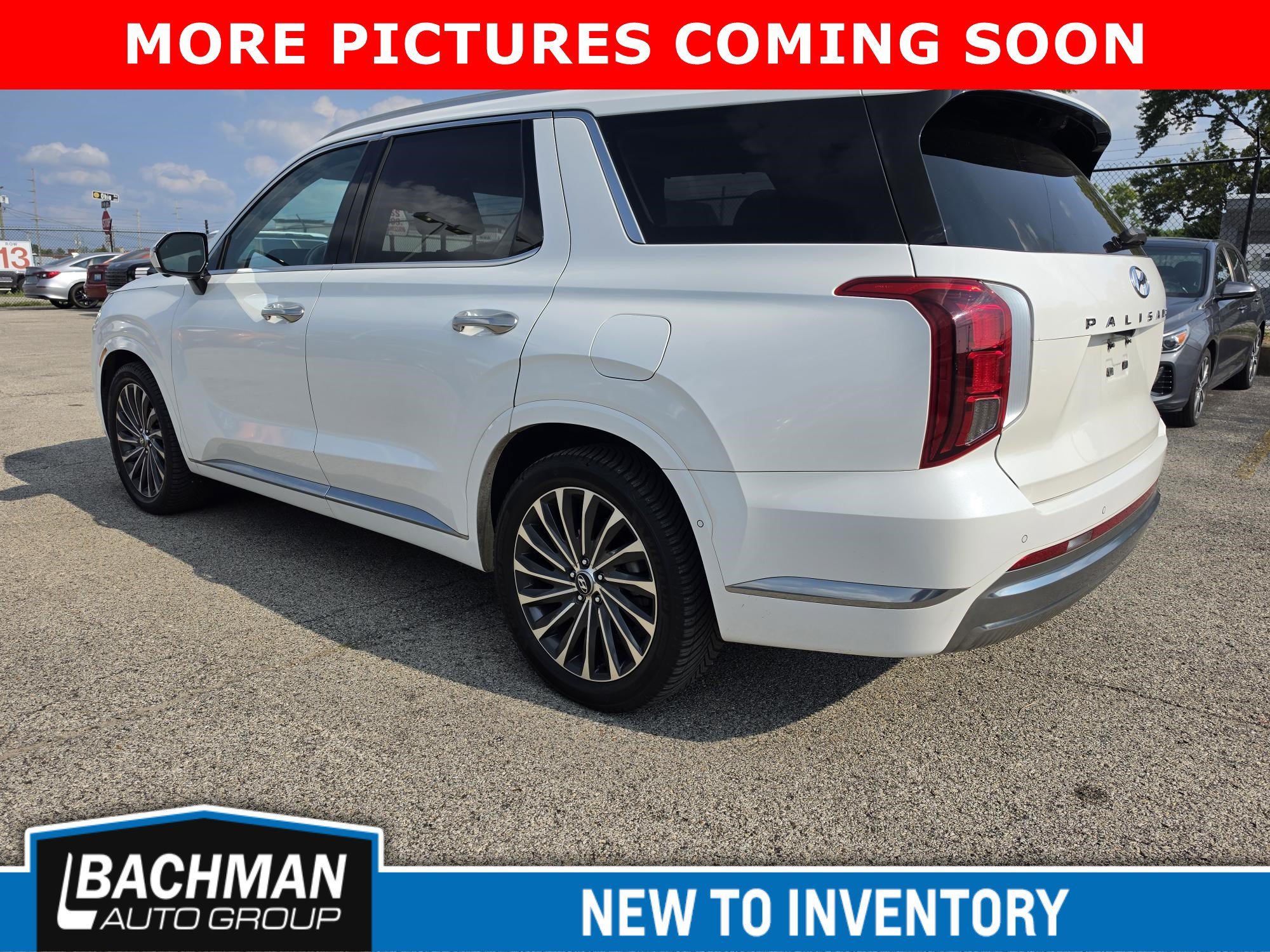 Used 2023 Hyper White Hyundai Calligraphy image 4