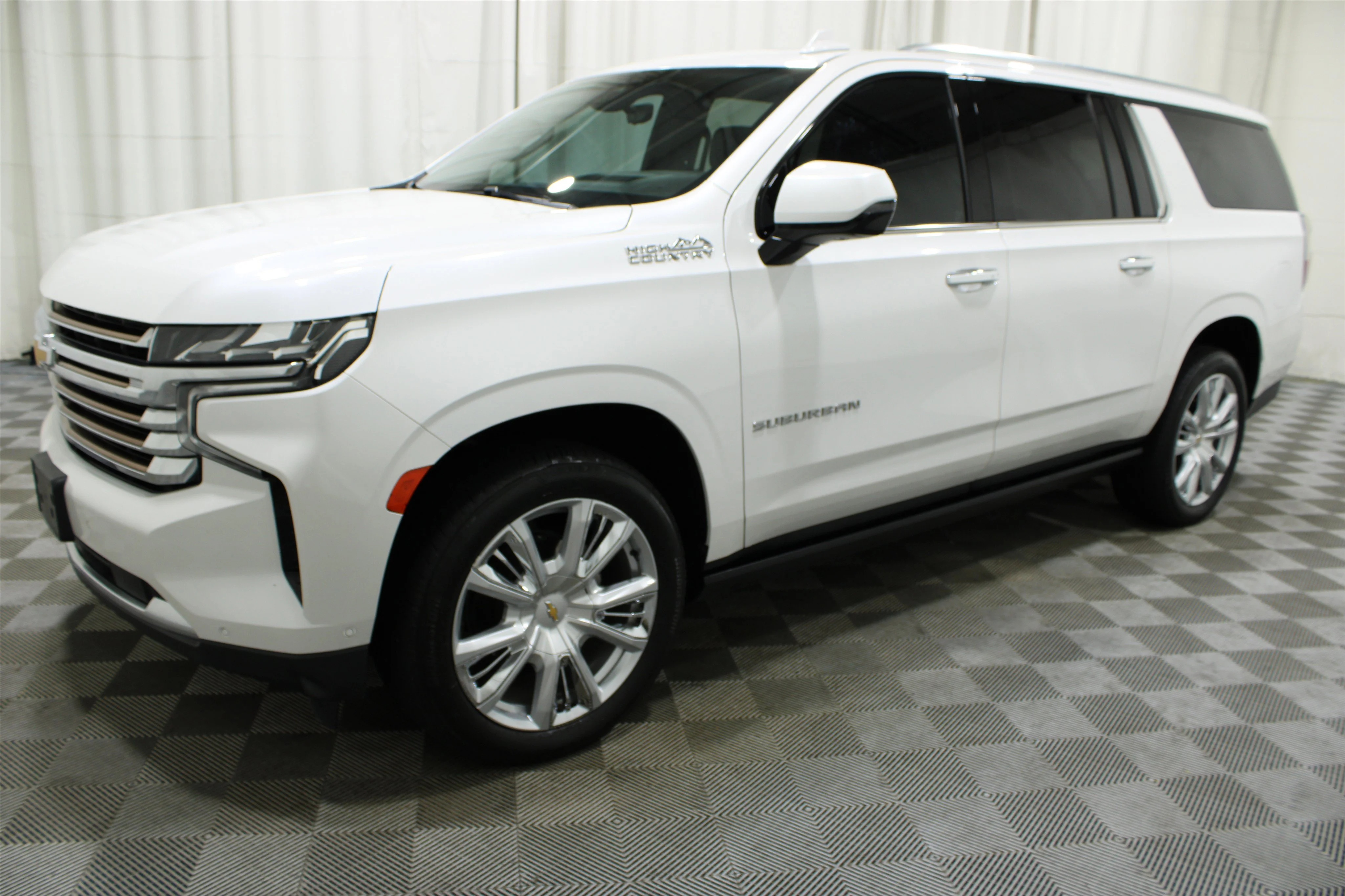 2024 Chevrolet Suburban High Country - Photo 45