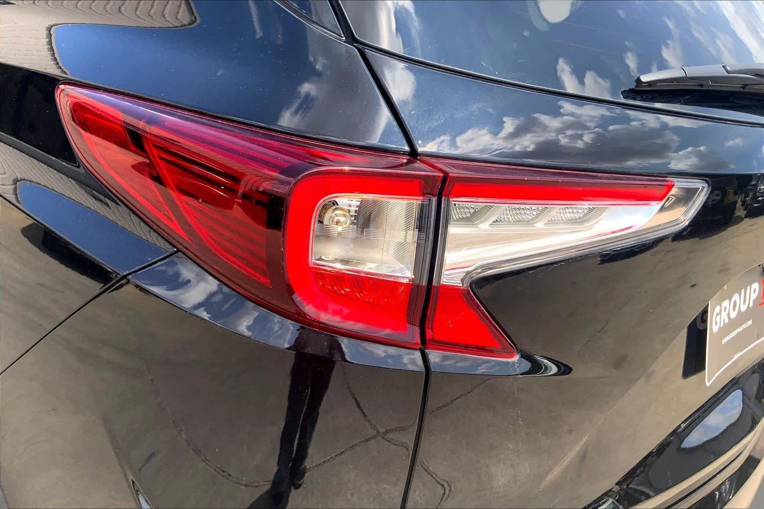Used 2024 Majestic Black Pearl Acura  image 29