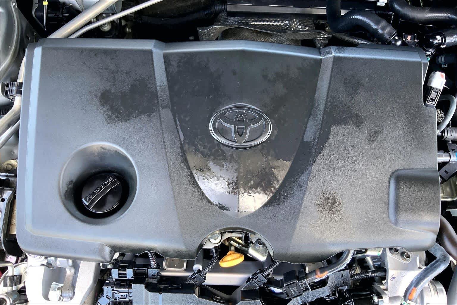Used 2022 Celestial Silver Metallic Toyota XLE image 32