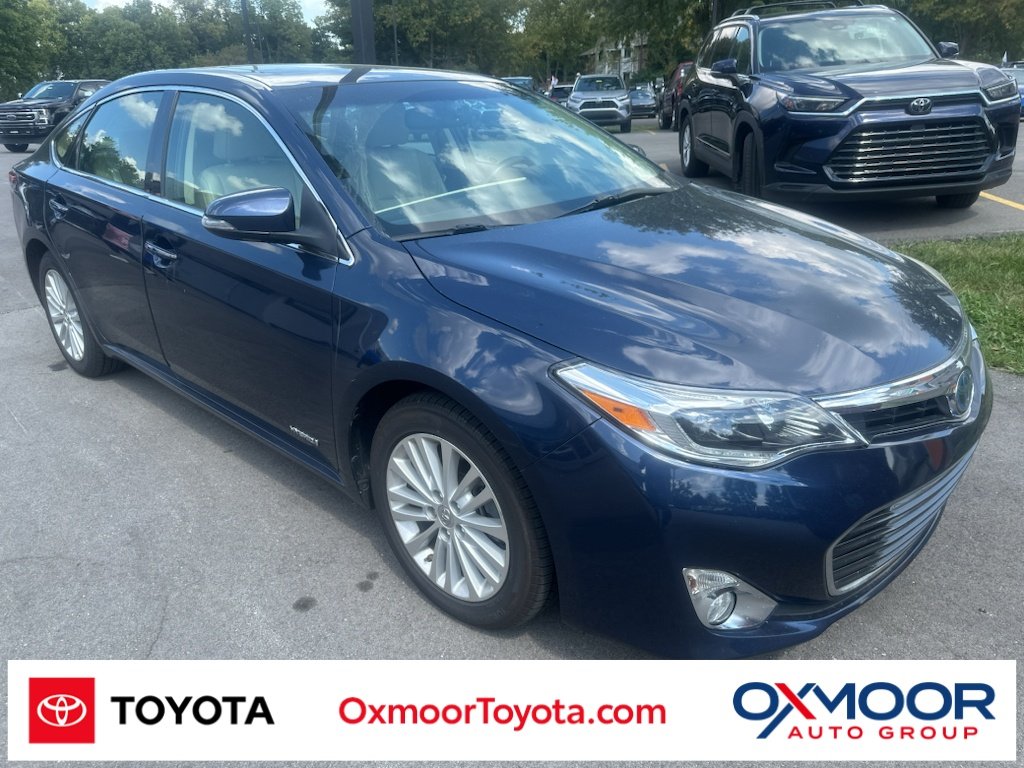 Used 2014  Toyota  image 1