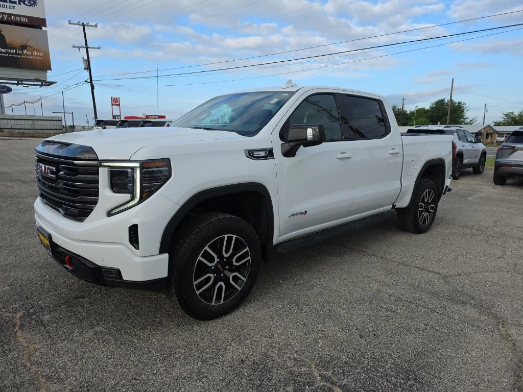 2025 GMC Sierra 1500