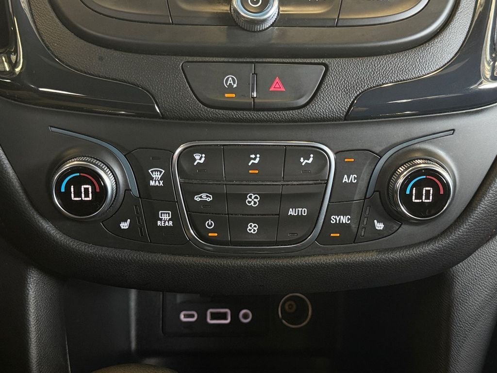 Used 2022 Black Chevrolet RS image 22