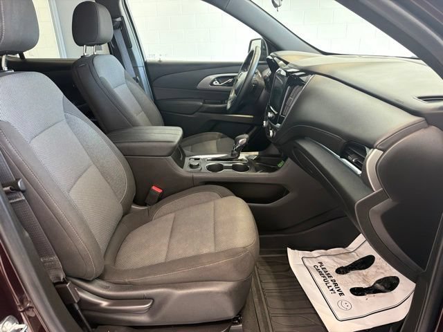 Used 2023 Black Cherry Metallic Chevrolet LT Cloth image 13