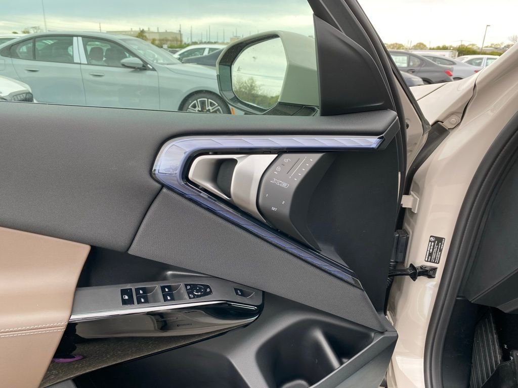 New 2026 Dune Grey Metallic BMW 30 xDrive image 13