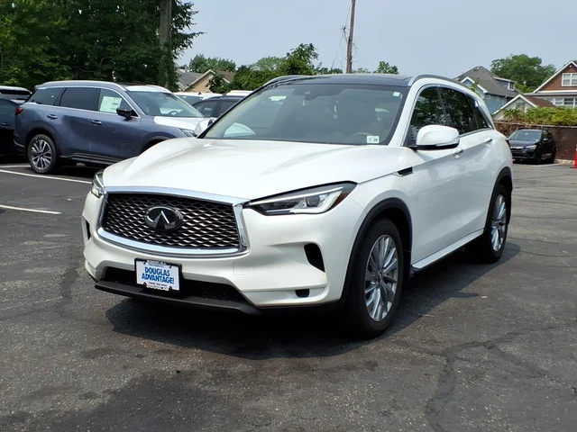 2023 INFINITI QX50 LUXE