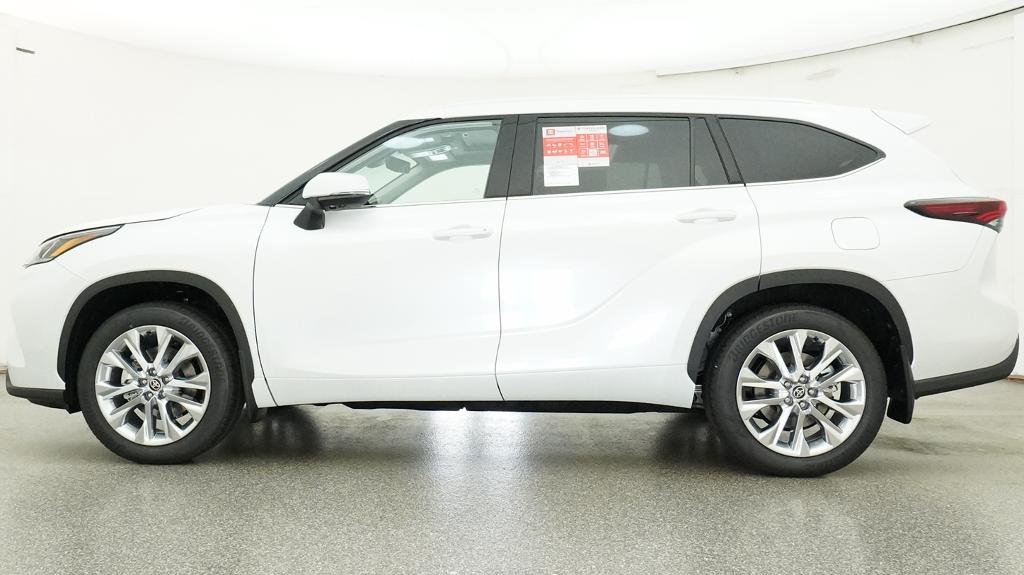 New 2026 Wind Chill Pearl Toyota Limited image 2