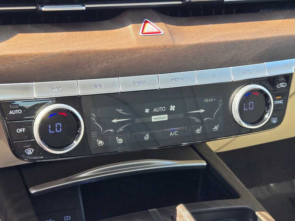 2024 GENESIS G80 Base - Photo 34