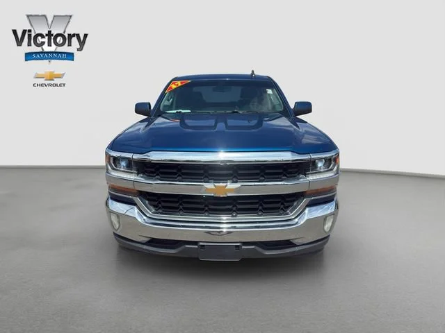 Used 2017 Chevrolet Silverado 1500 LT with VIN 3GCPCREC8HG332045 for sale in Kansas City