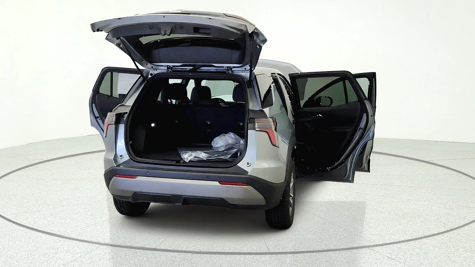 2027 Chevrolet Equinox LT - Photo 11