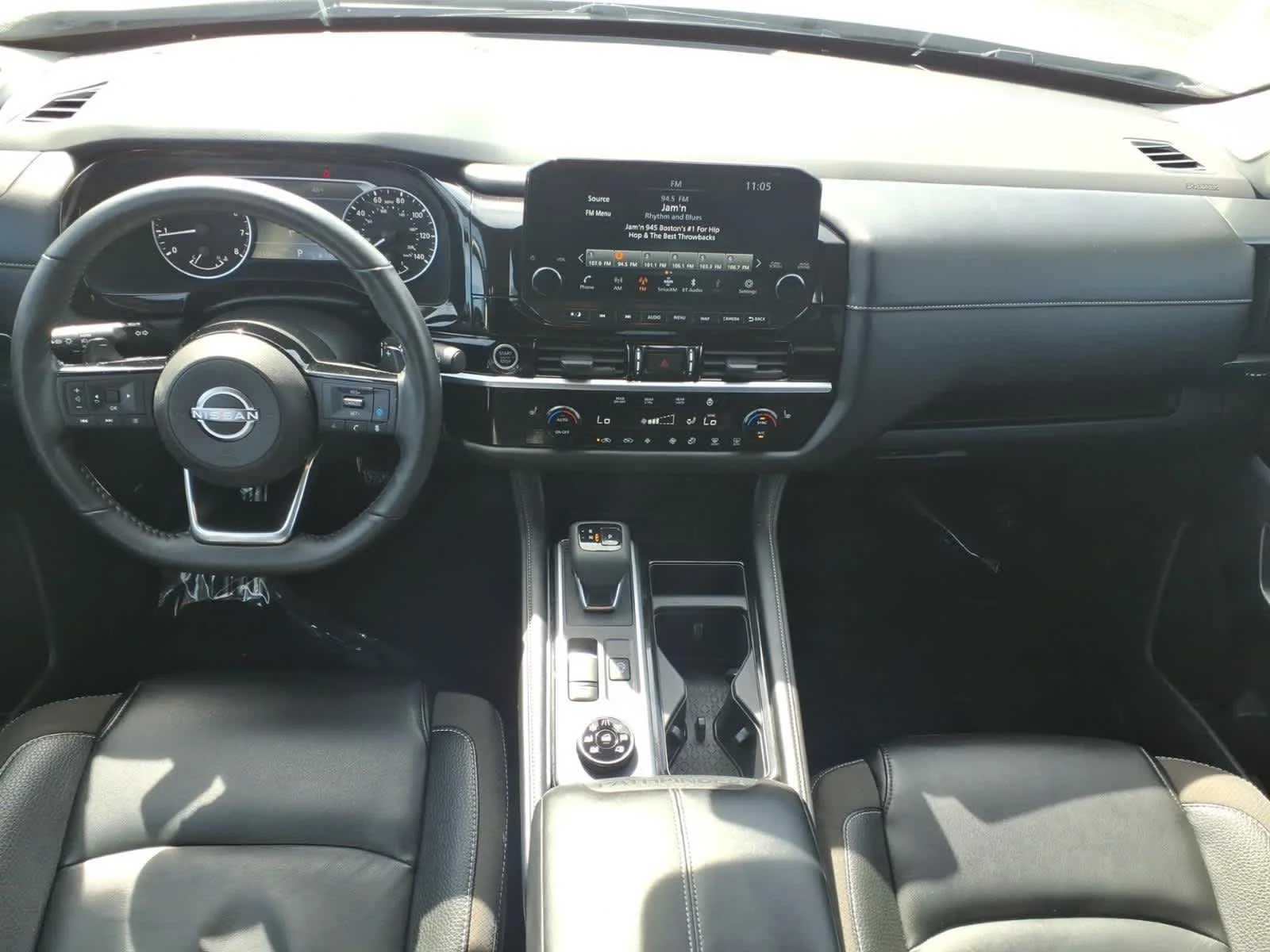 Certified Used 2023 Pearl White Tricoat Nissan SL image 14
