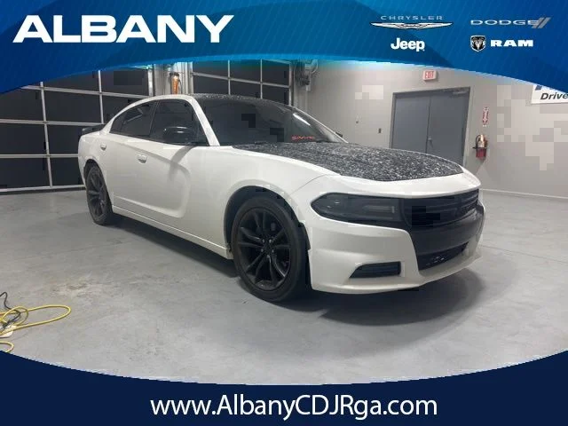 2018 Dodge Charger SXT's photo