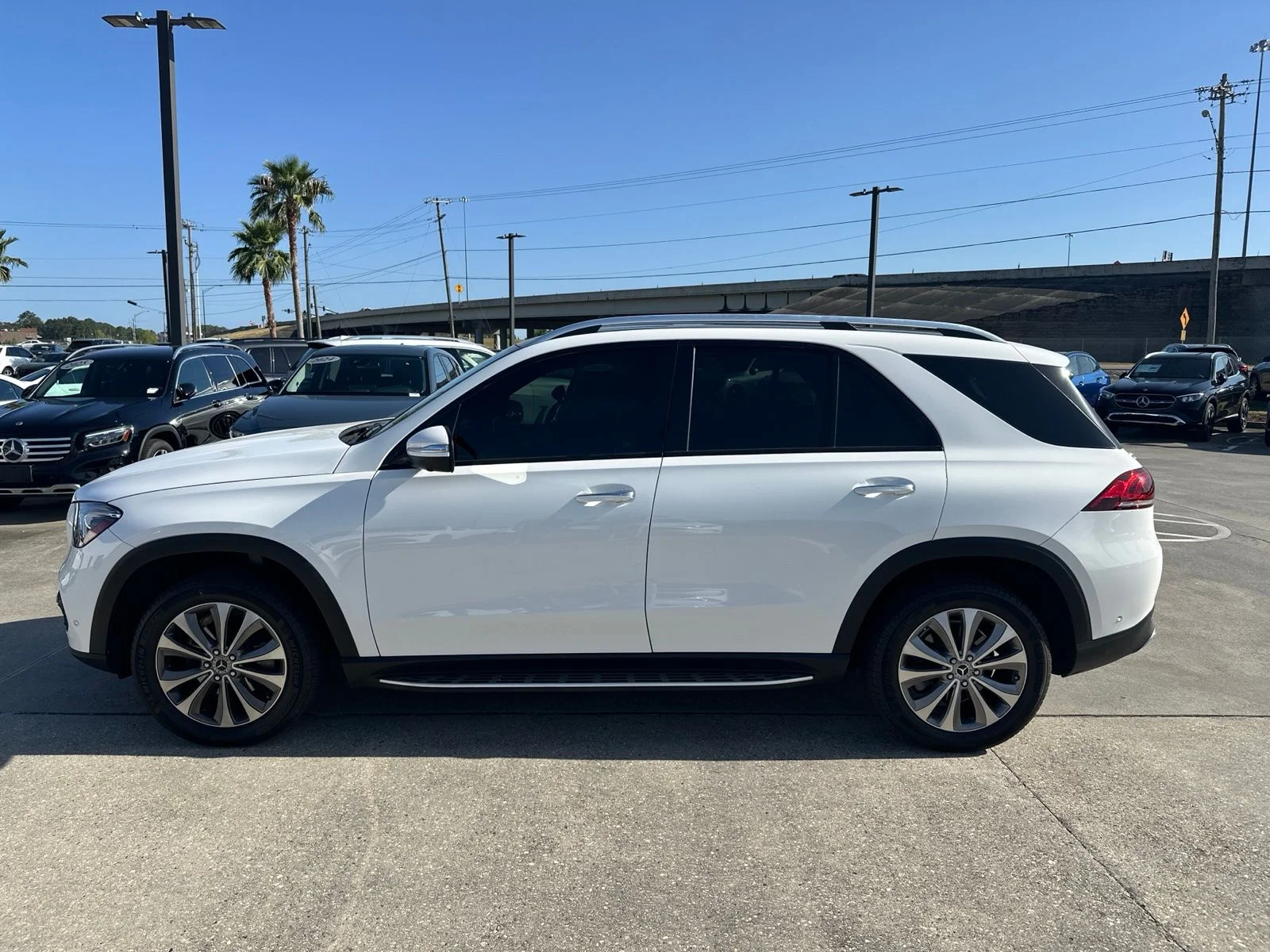 Used 2020 White Mercedes-Benz GLE 350 image 18