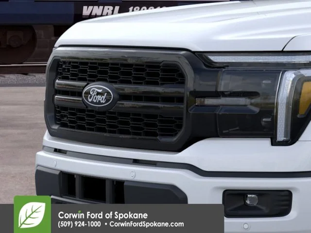 New 2026 Star White Metallic Tri-Coat Ford Lariat image 17