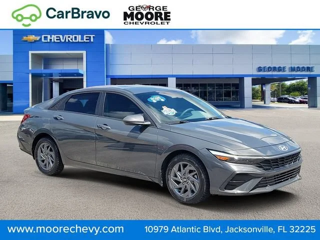 2025 Hyundai Elantra Hybrid