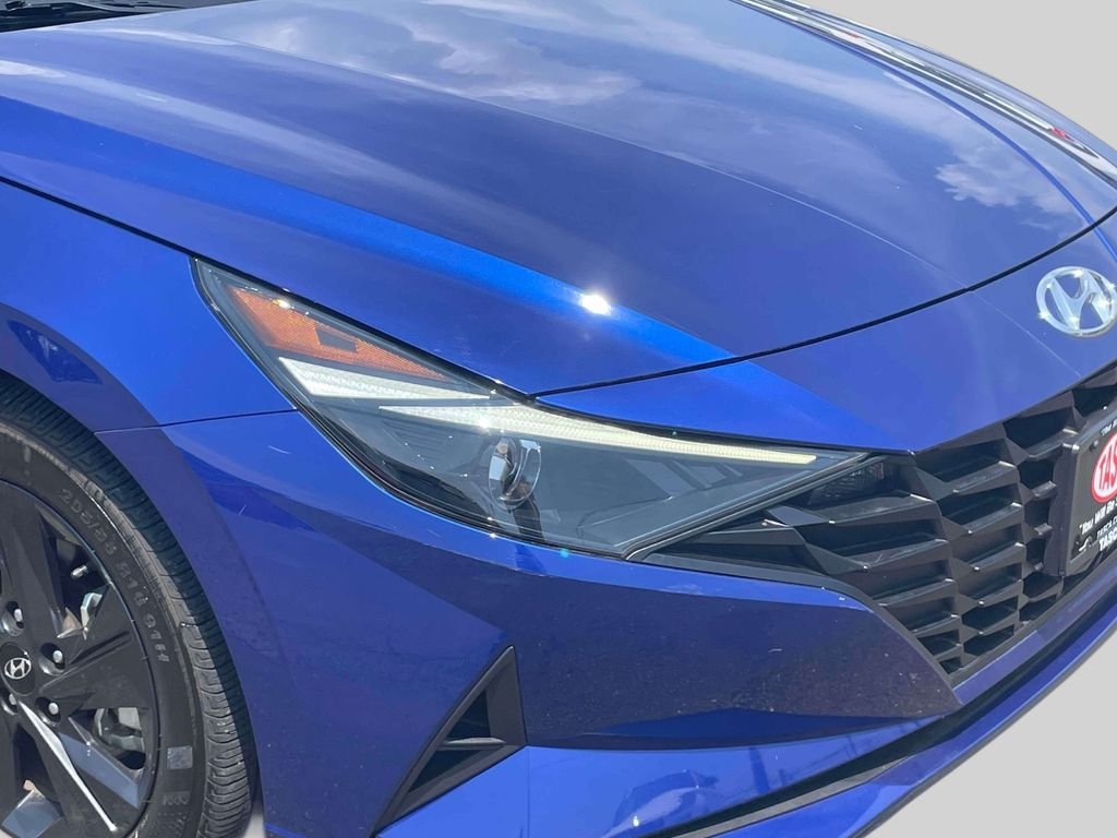 Used 2023 Blue Hyundai SEL image 10