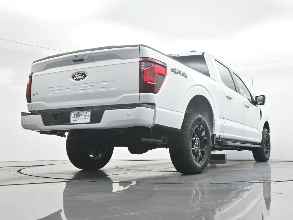New 2026 Oxford White Ford XLT image 37