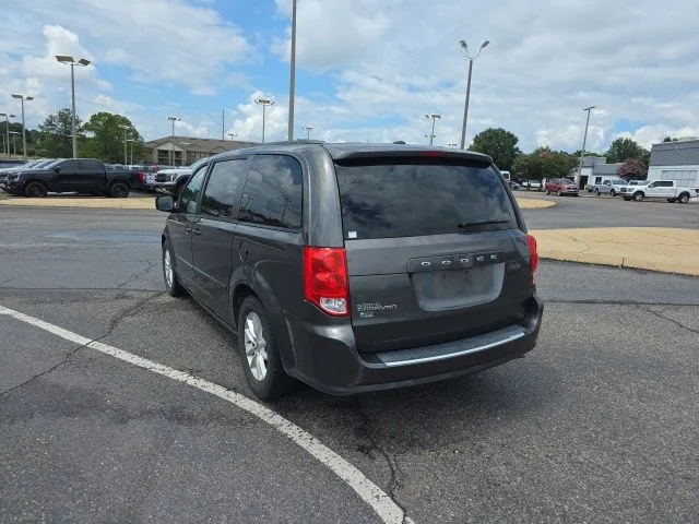 Used 2016 Gray Dodge SXT image 5