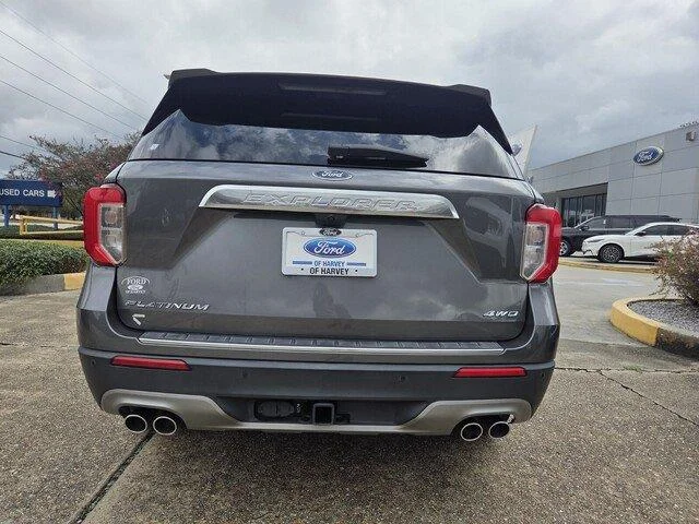Used 2023 Carbonized Gray Metallic Ford Platinum image 4