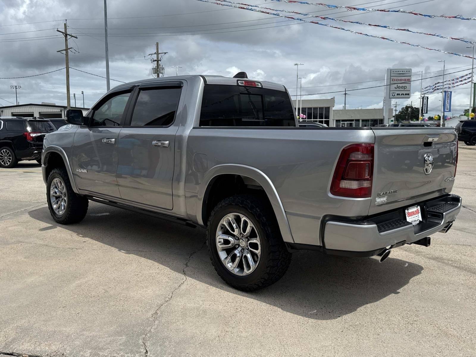 Used 2021 Billet Silver Metallic Clearcoat Ram Laramie image 5