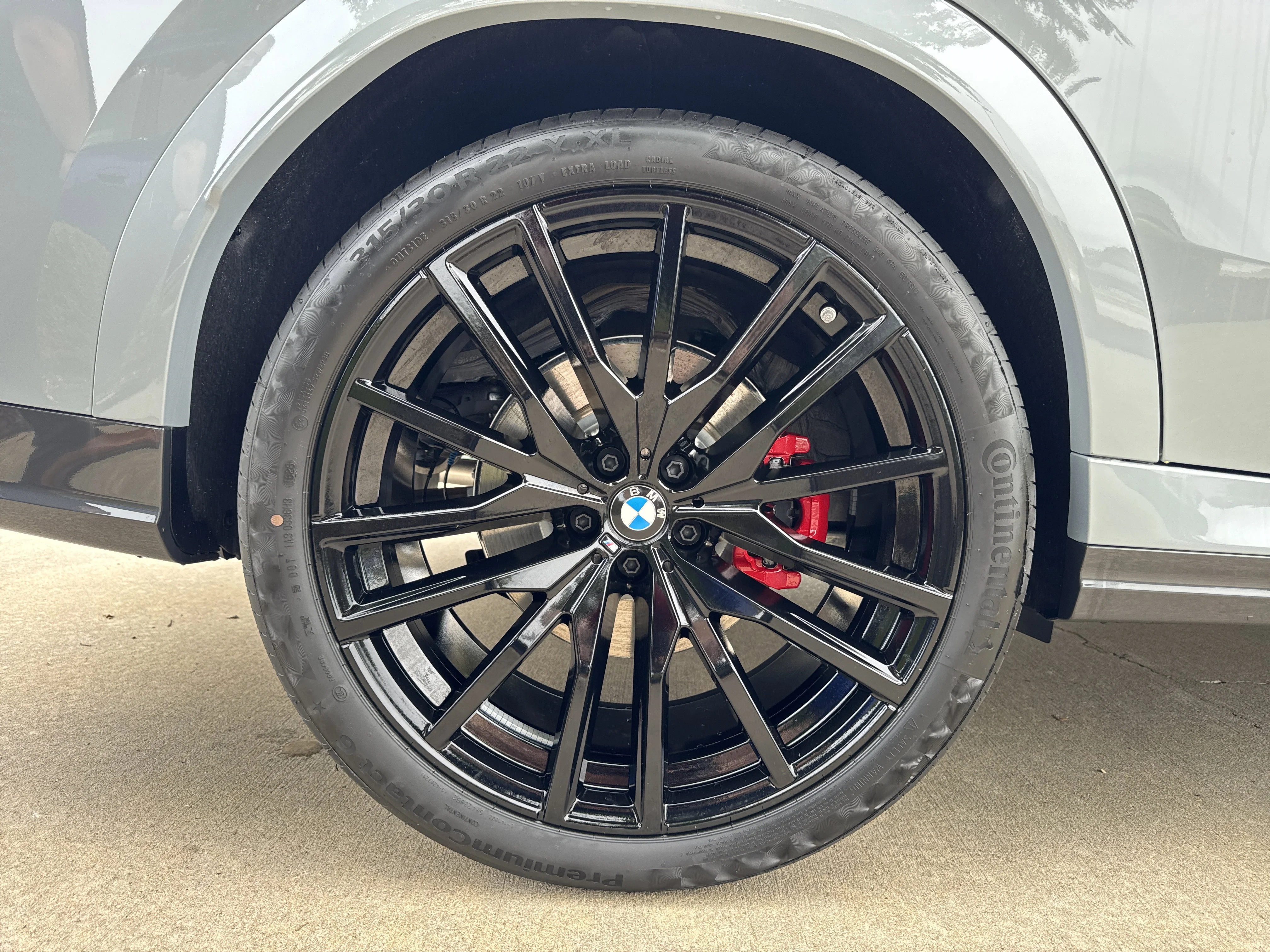 New 2027 0C4P Brooklyn Grey Metallic BMW xDrive40i image 28