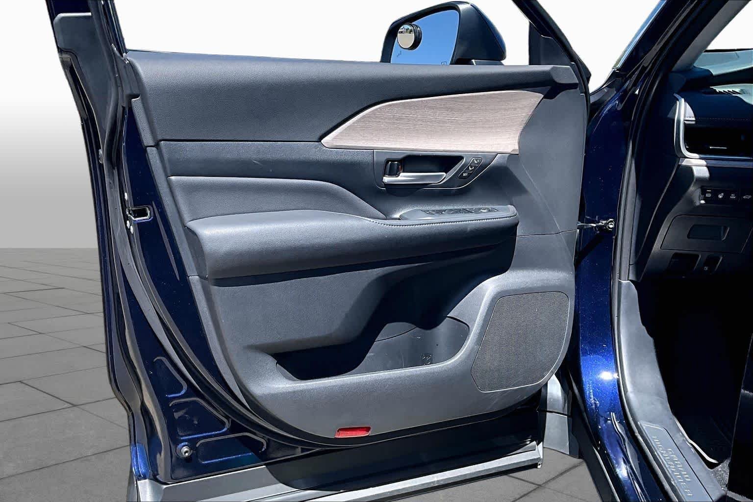 Used 2025 Blueprint Toyota Hybrid Limited image 21