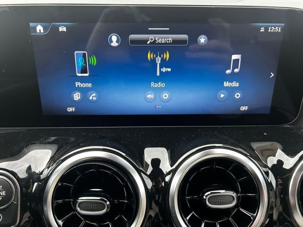 New 2026 Polar White Mercedes-Benz GLA 250 image 10