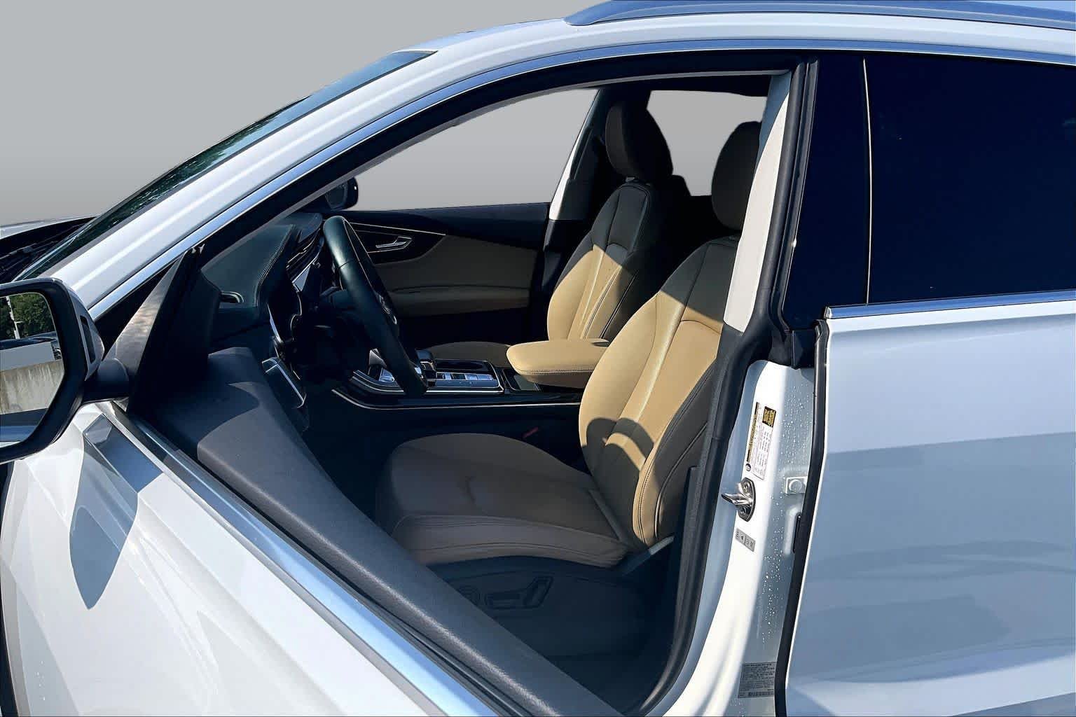 Used 2019 Glacier White Metallic Audi Prestige image 8