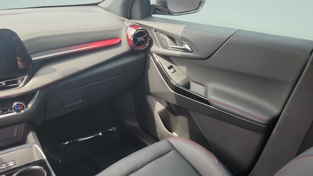 2026 Chevrolet Equinox RS - Photo 13