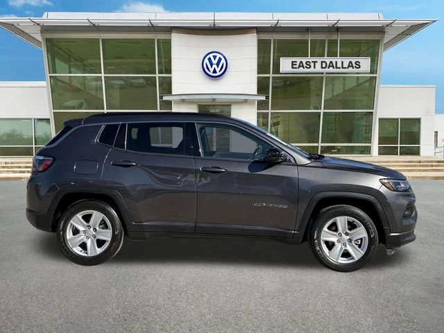 Used 2022 Jeep Compass Latitude with VIN 3C4NJCBB7NT156551 for sale in Garland, TX