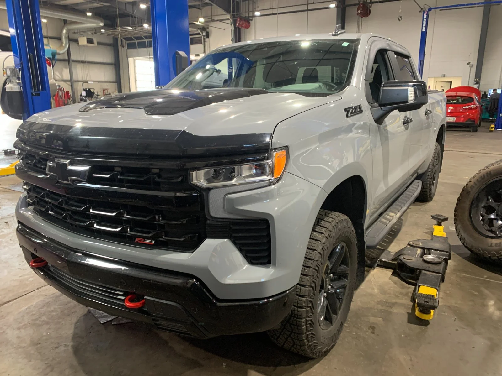 Used 2024 Slate Gray Metallic Chevrolet LT Trail Boss image 5
