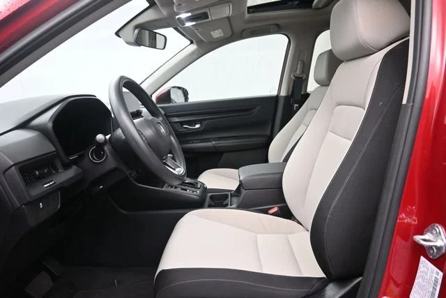 Used 2023 White Honda EX image 9