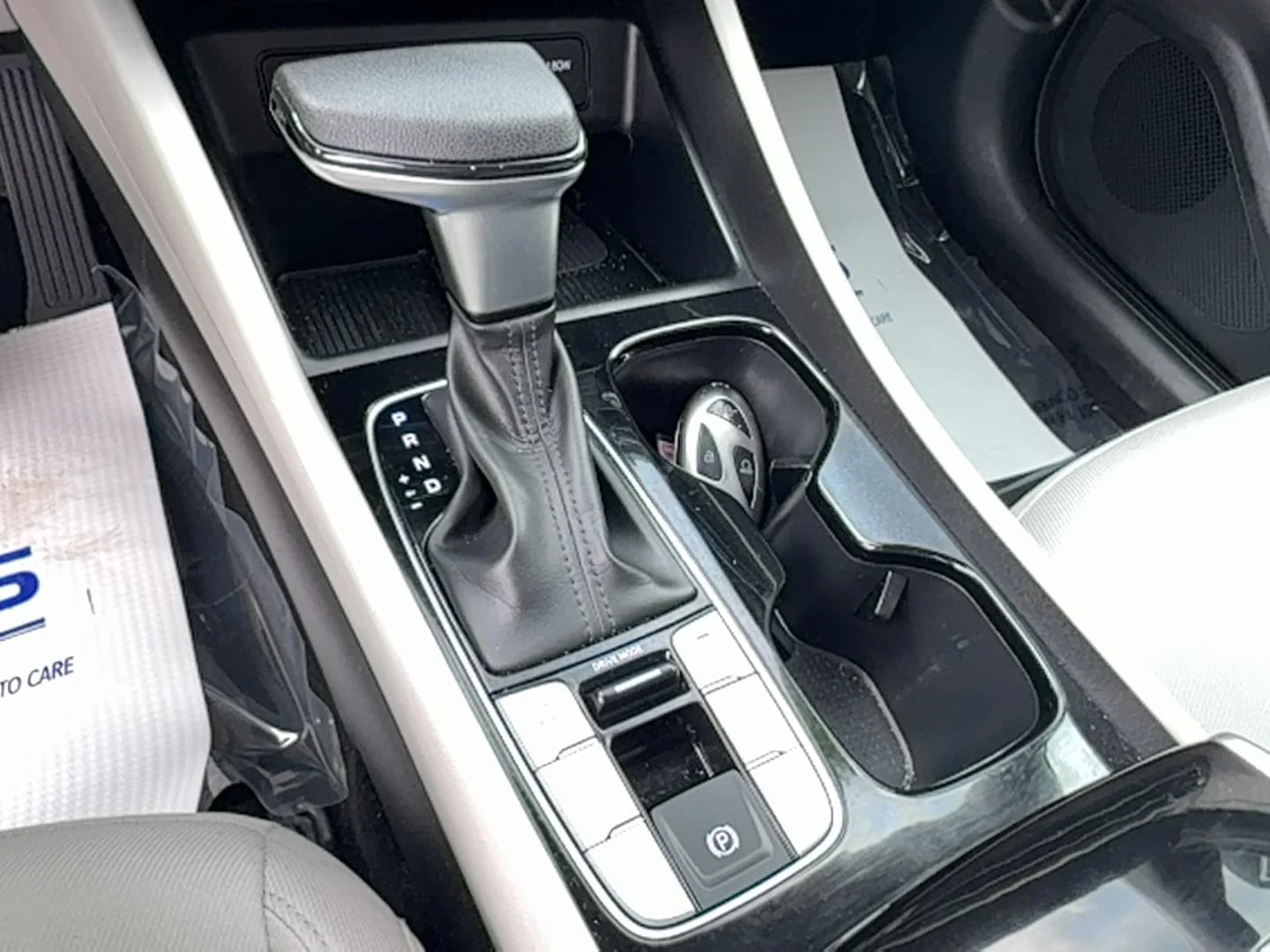 Used 2025 Atlantis Blue Hyundai SEL image 20