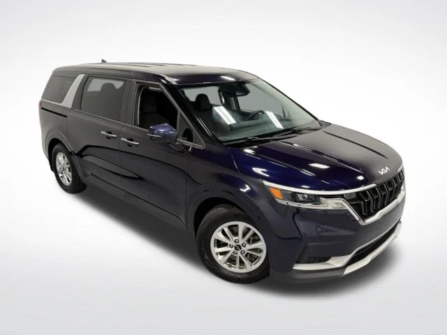 Used 2023 Blue Kia LX image 34