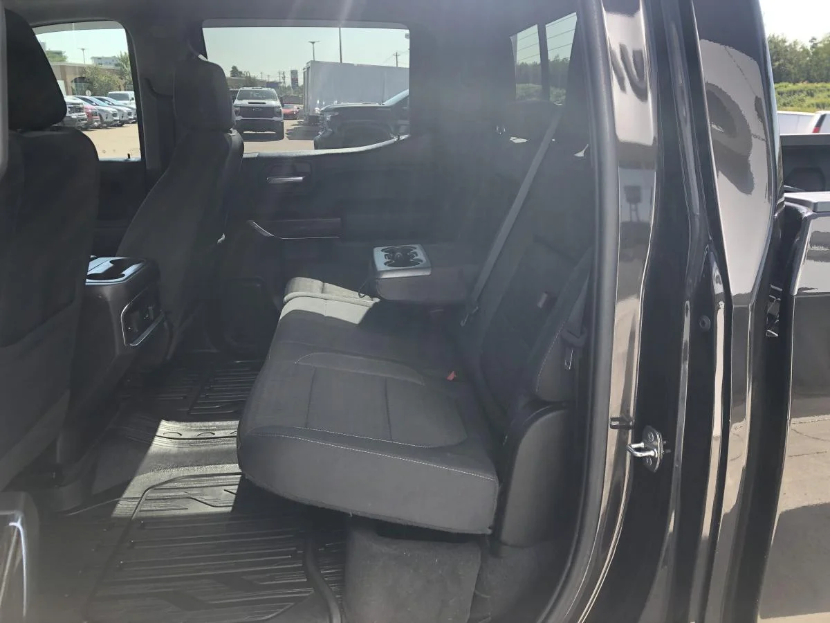 Used 2020 Brown GMC 4WD Crew Cab 147" Elevation image 18