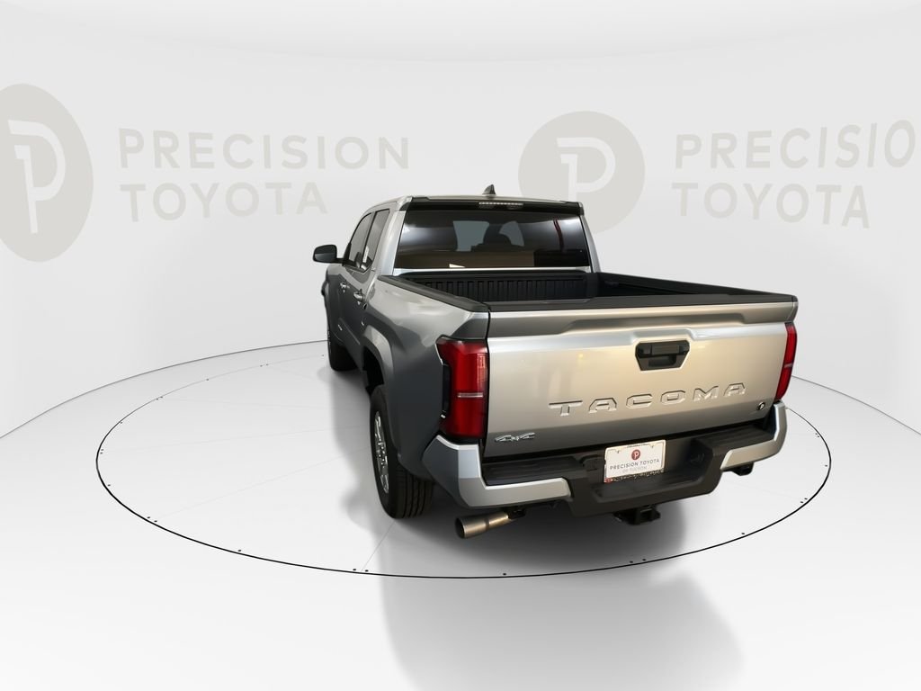 2026 Toyota Tacoma SR5 - Photo 15