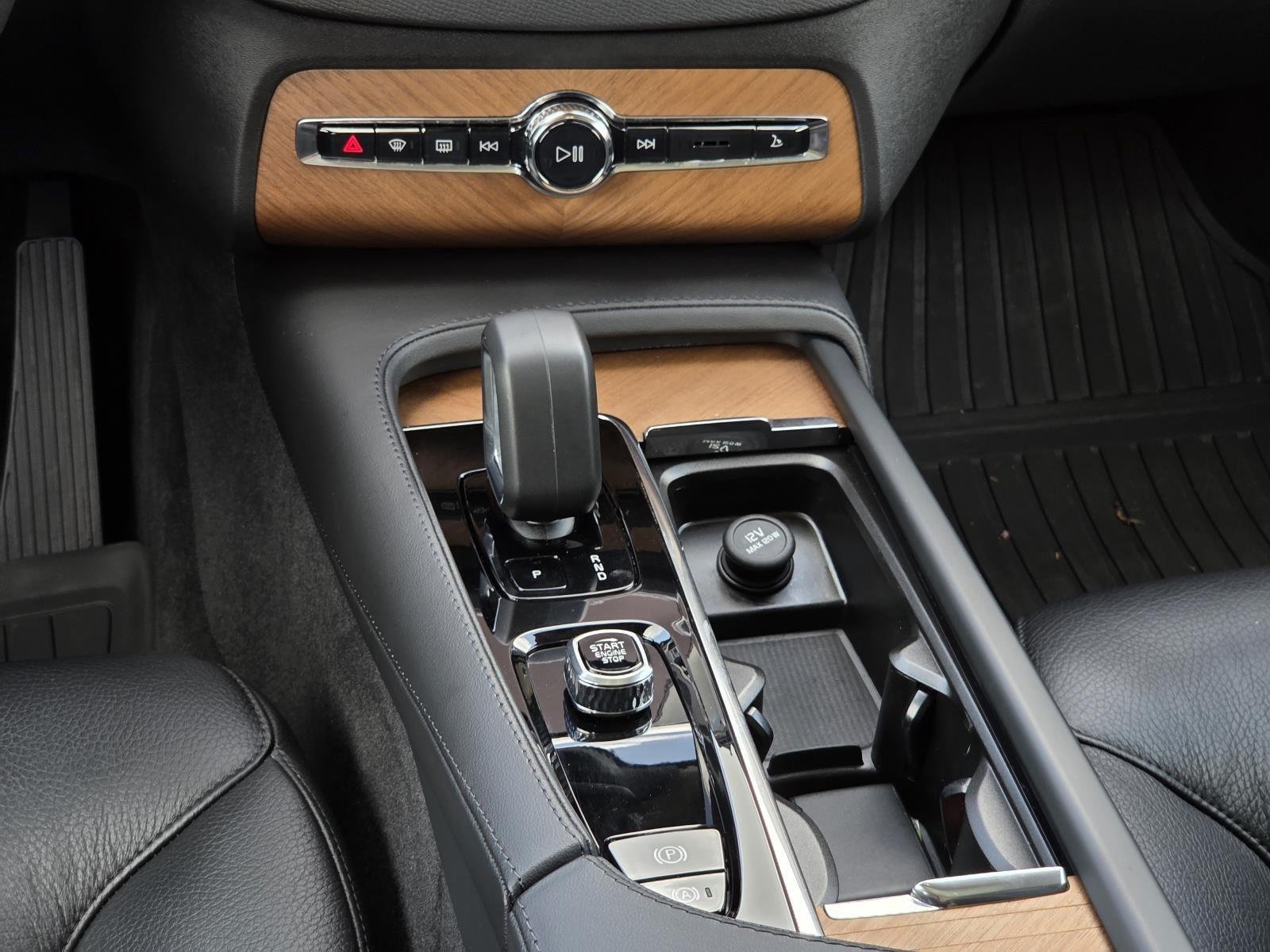 Used 2023 Bright Dusk Metallic Volvo Core image 16