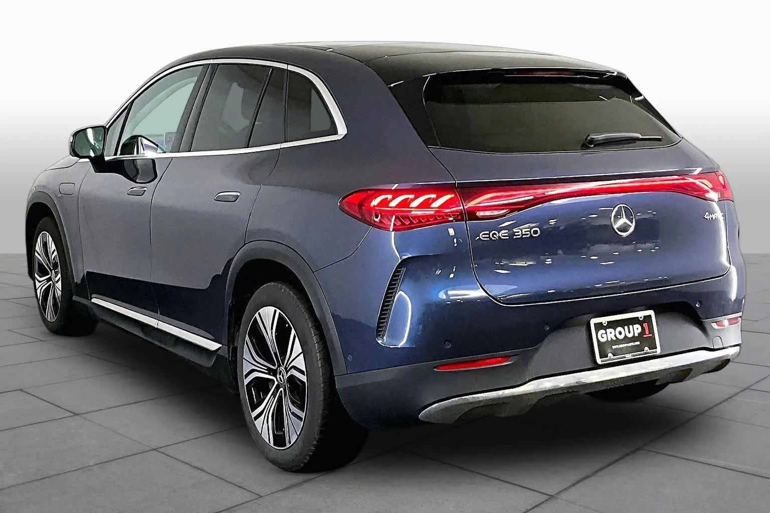 Used 2023 Twilight Blue Metallic Mercedes-Benz EQE 350 image 11