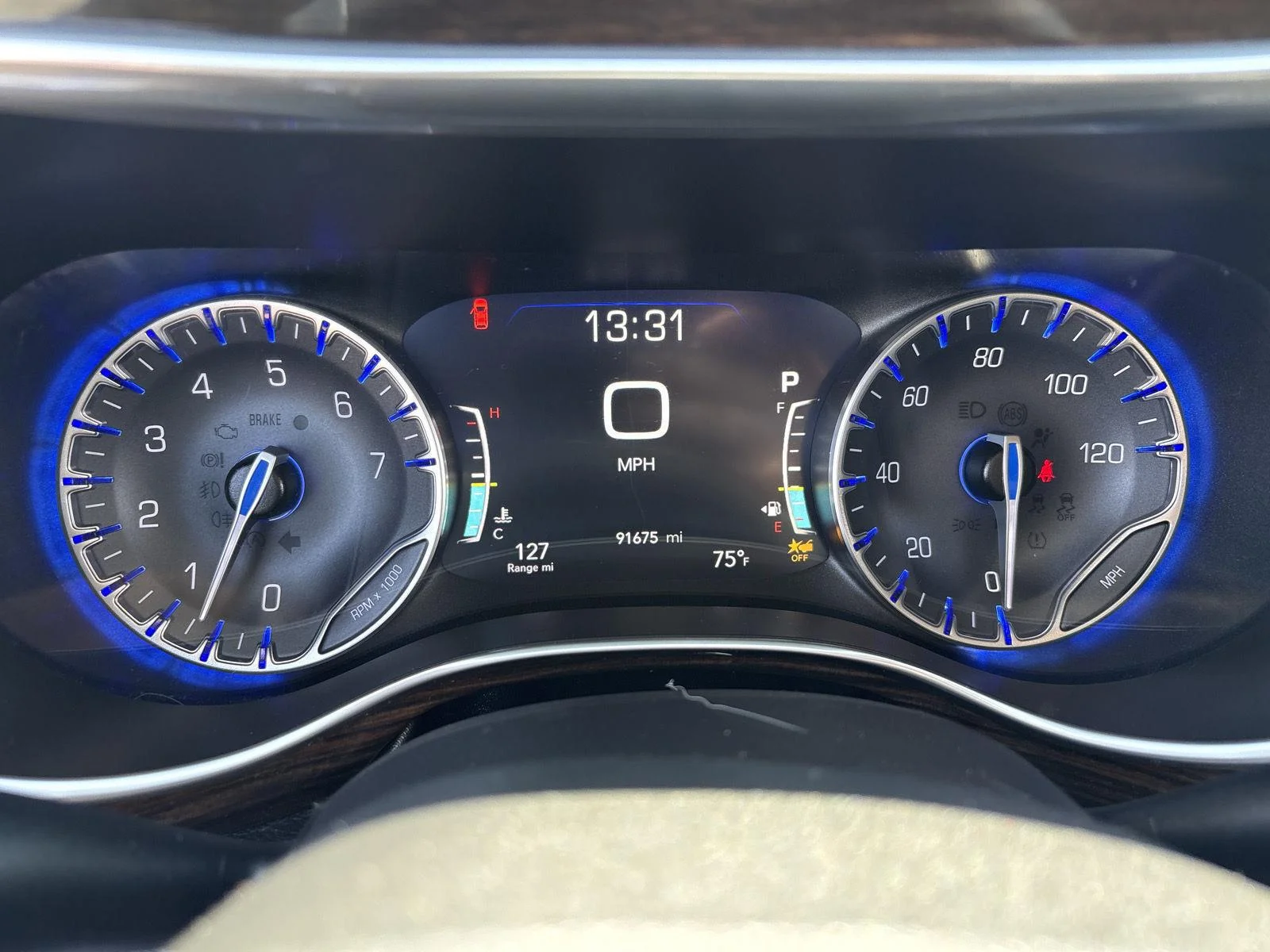 Used 2022 Fathom Blue Pearlcoat Chrysler Limited image 17
