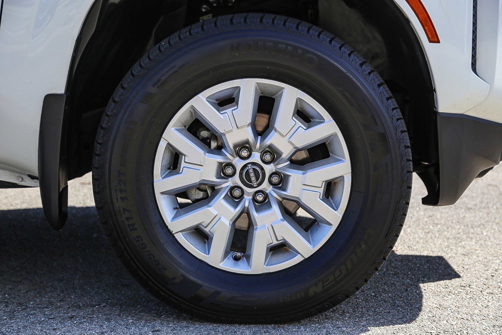 2023 Nissan Frontier SV - Photo 10