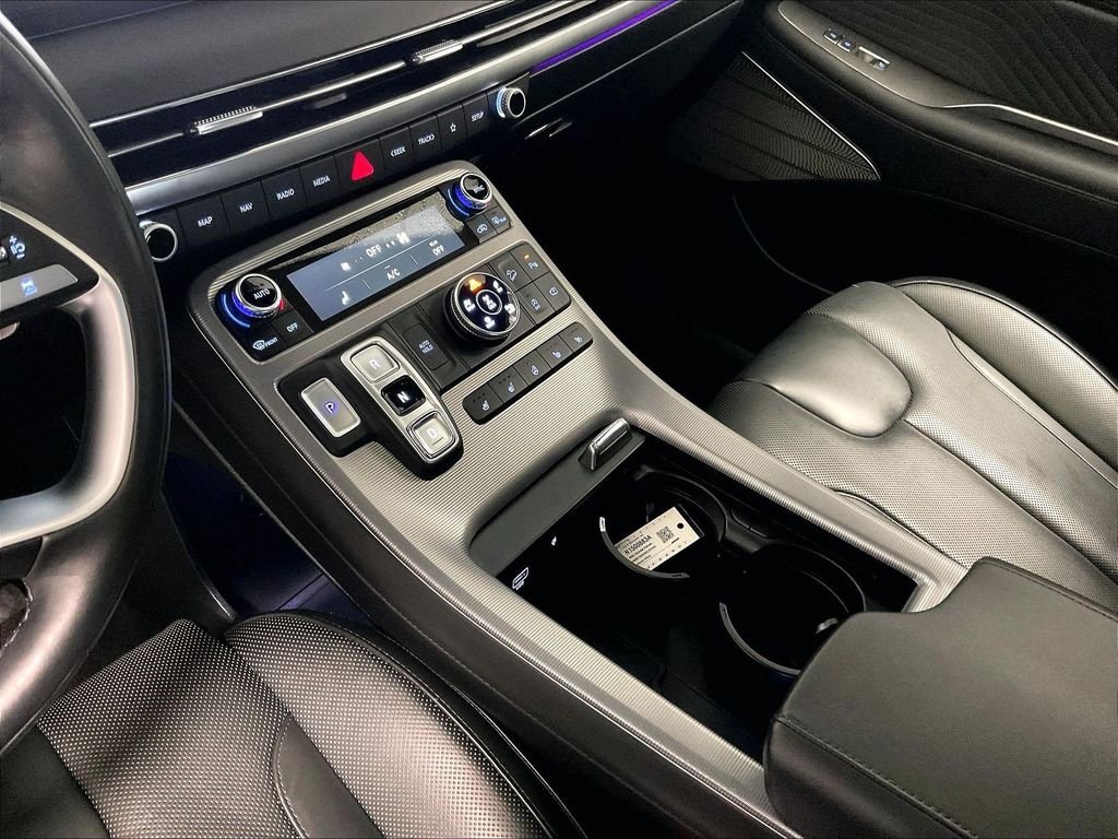 Used 2024 Silver Hyundai Calligraphy image 21