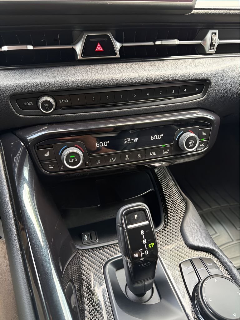 Used 2020  Toyota 3.0 image 6