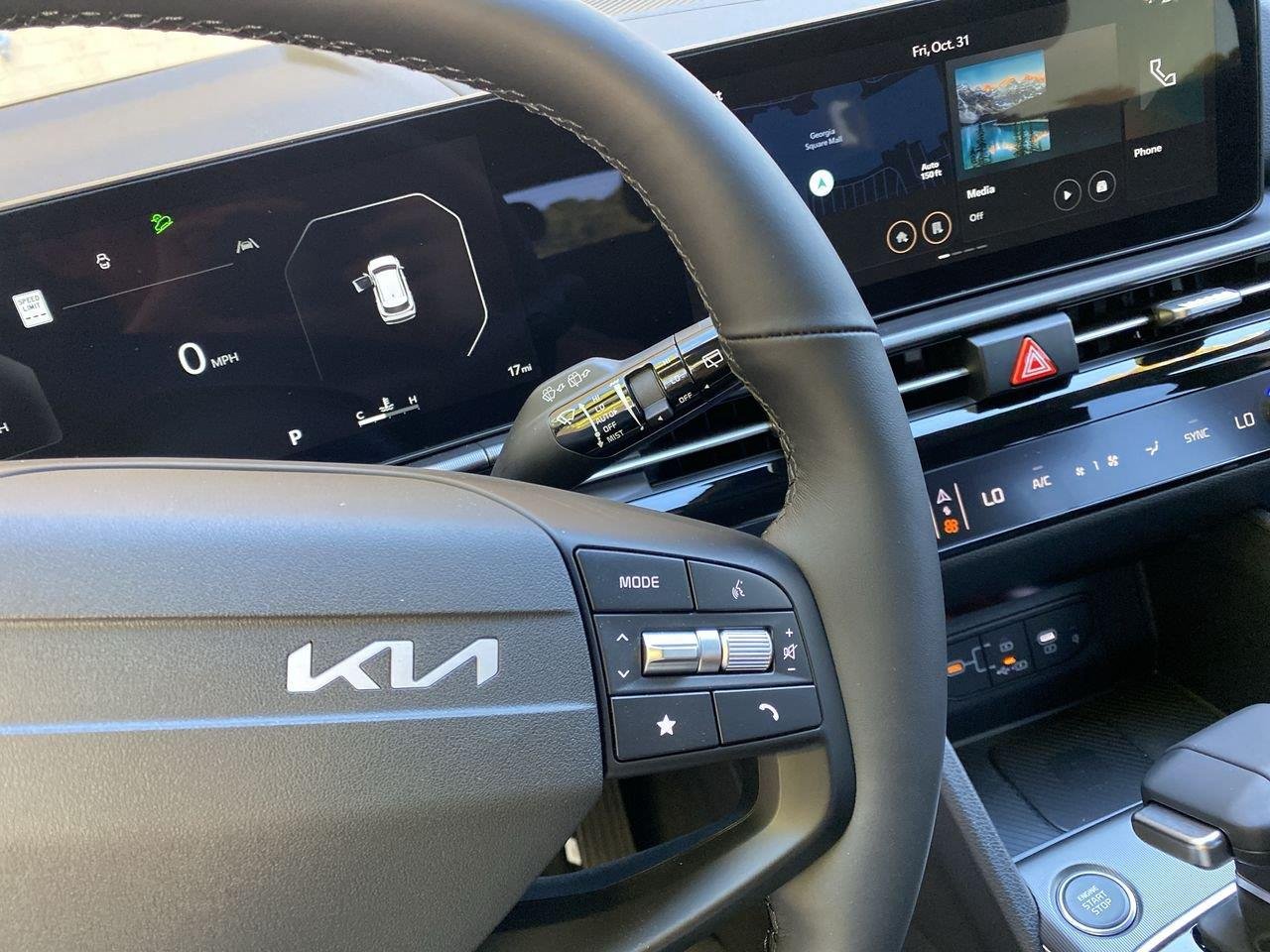 2026 Kia Sportage SX - Photo 29