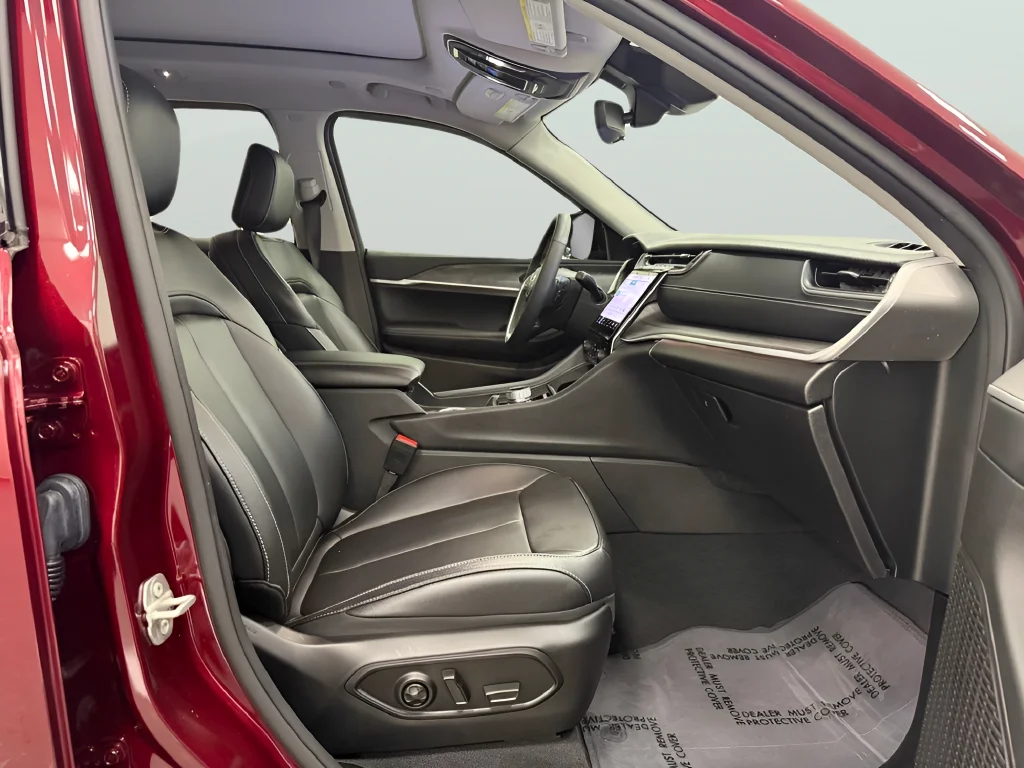 Used 2024 Red Jeep Limited image 18