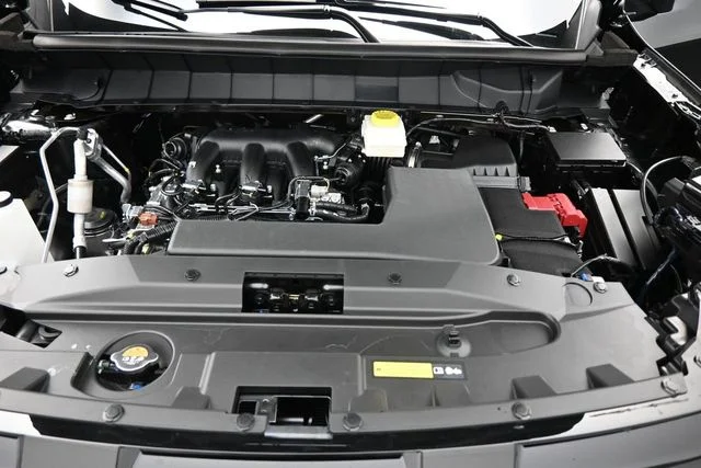 New 2026 Black Nissan SL image 33