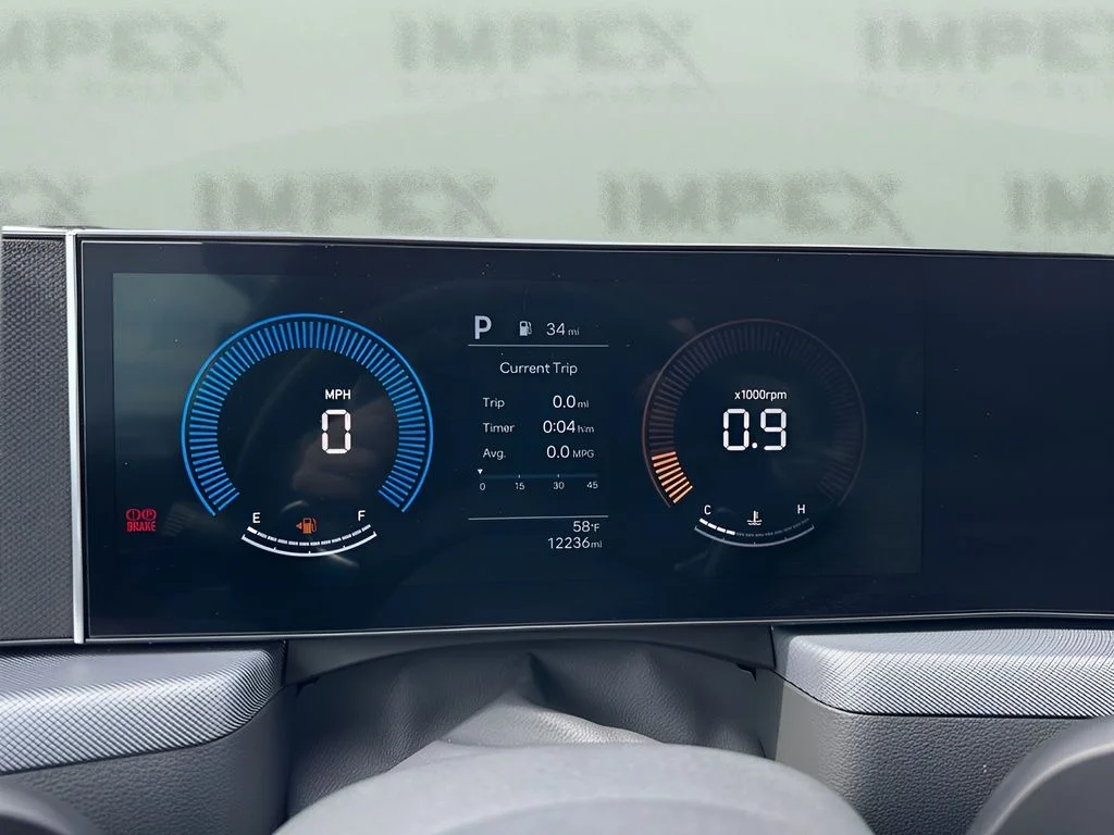Used 2025 Gray Hyundai SEL image 20