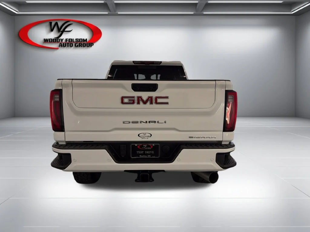 Used 2025 White GMC Denali image 6