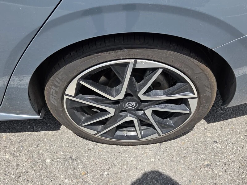 Used 2025 Gray Metallic NISSAN SR image 9